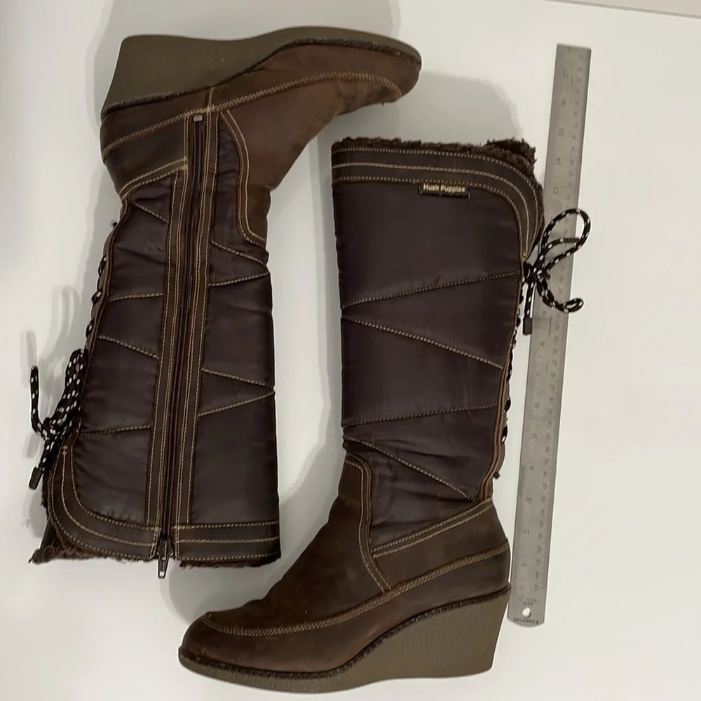 Hush Puppies Women's Size 7 medium brown Hilde Hyde Snow Boot with‎ wedge heel.